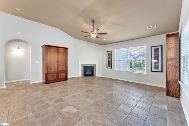 105 Eagles View Court, Easley, SC 29642