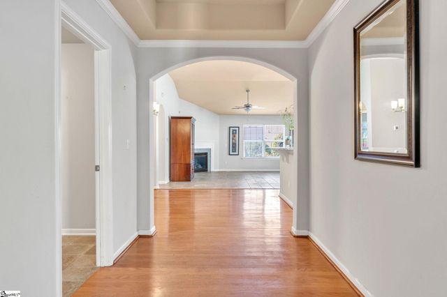 105 Eagles View Court, Easley, SC 29642