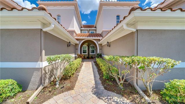 10230 Glastonbury CIR 202, Fort Myers, FL 33913