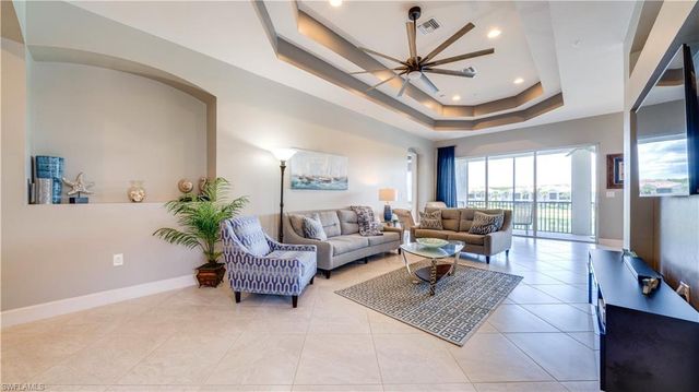 10230 Glastonbury CIR 202, Fort Myers, FL 33913