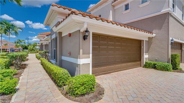 10230 Glastonbury CIR 202, Fort Myers, FL 33913