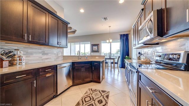 10230 Glastonbury CIR 202, Fort Myers, FL 33913