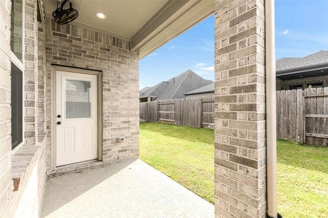 17730 Tree Of Heaven, Conroe, TX 77385