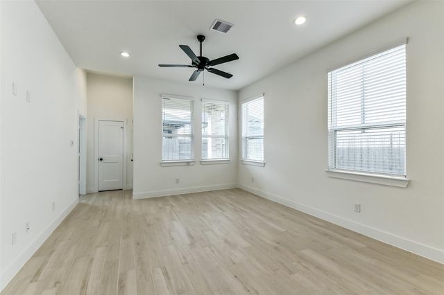 17730 Tree Of Heaven, Conroe, TX 77385