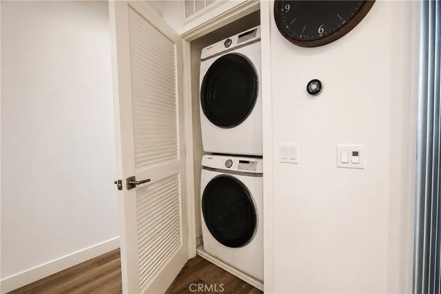 105 Galaxie, Covina, CA 91723