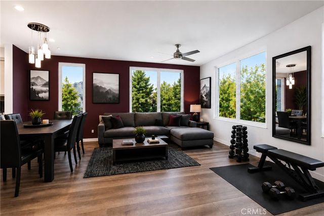 105 Galaxie, Covina, CA 91723