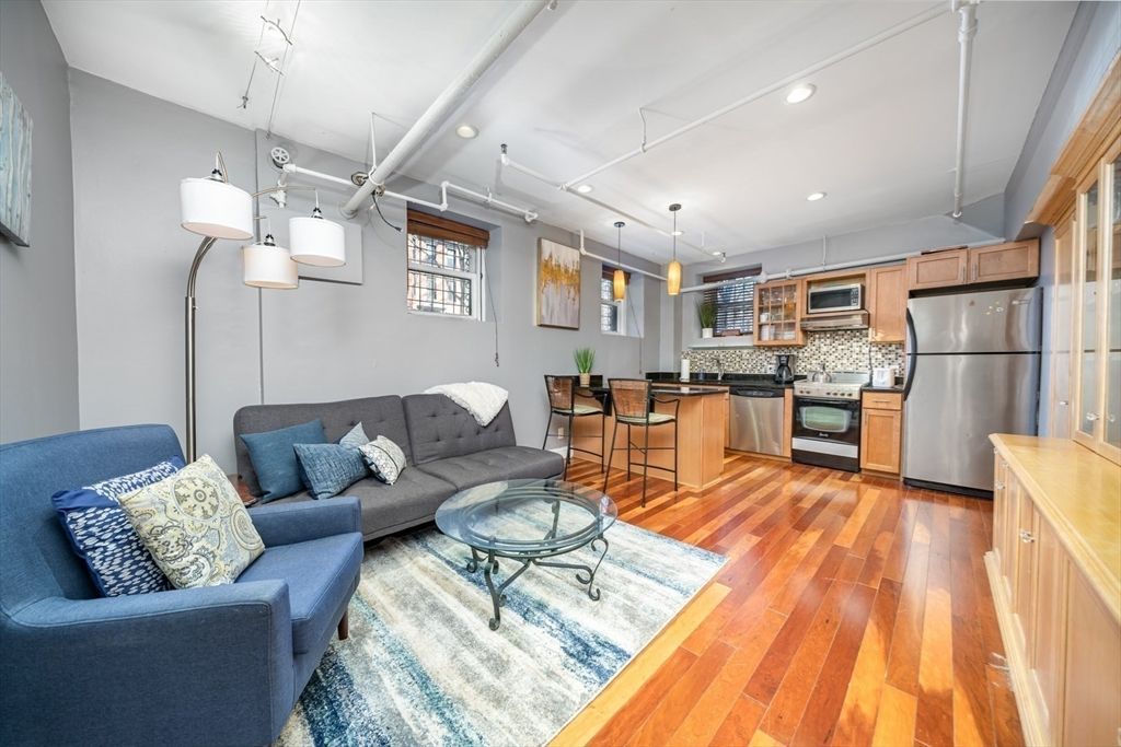 330 Dartmouth Street B1, Boston, MA 02116