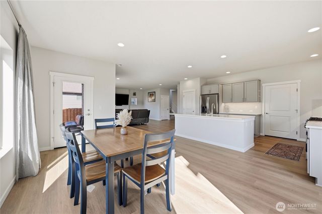 267 Hovey Street, Buckley, WA 98321