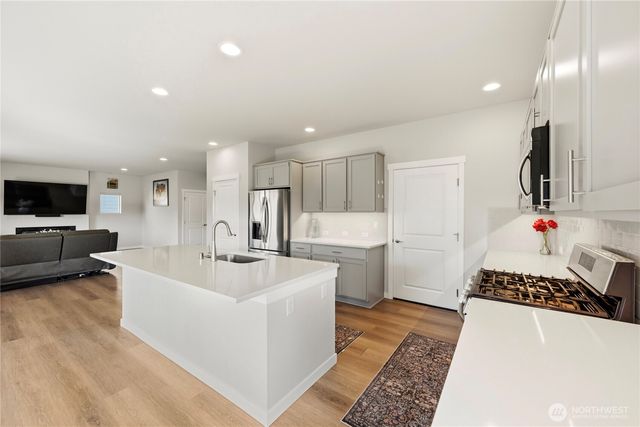 267 Hovey Street, Buckley, WA 98321