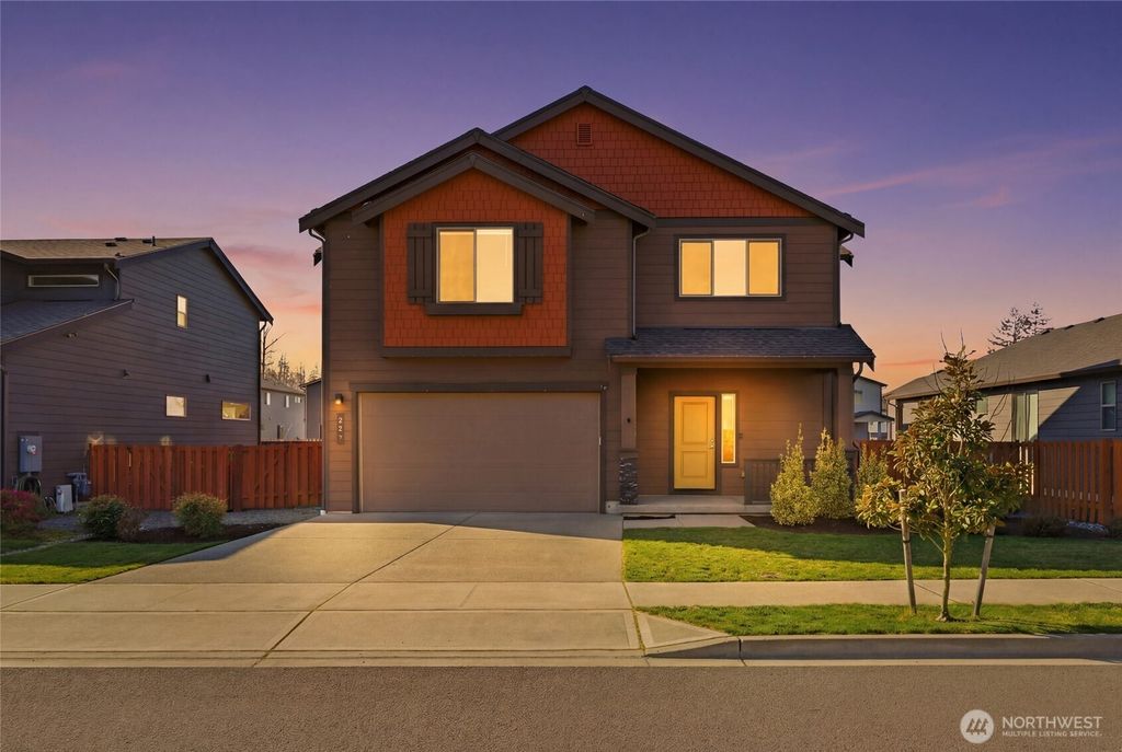 267 Hovey Street, Buckley, WA 98321