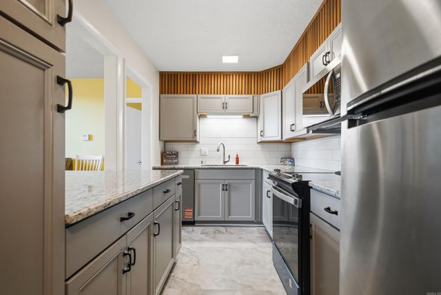 220 Sunset Bay Rd Apt 30, Hot Springs, AR 71913