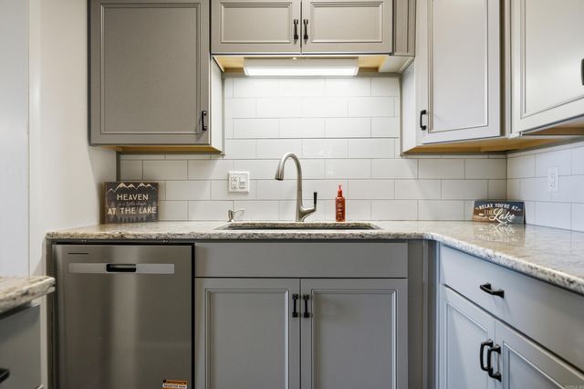 220 Sunset Bay Rd Apt 30, Hot Springs, AR 71913