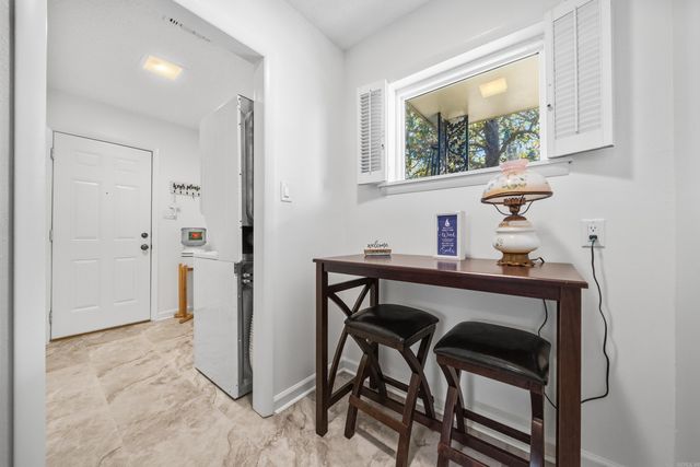 220 Sunset Bay Rd Apt 30, Hot Springs, AR 71913