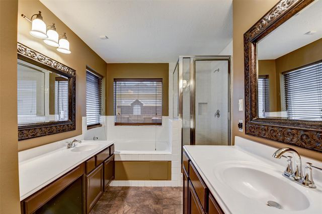 6123 Old Farmhouse Lane, Katy, TX 77449