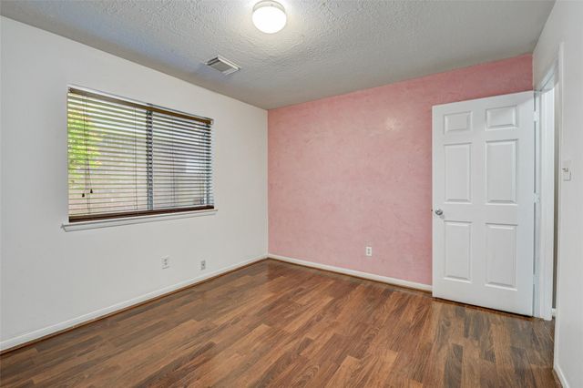 6123 Old Farmhouse Lane, Katy, TX 77449