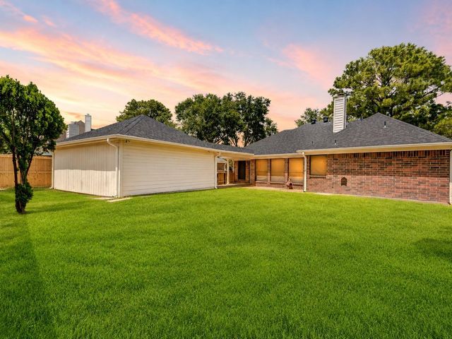 6123 Old Farmhouse Lane, Katy, TX 77449