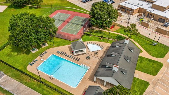 6123 Old Farmhouse Lane, Katy, TX 77449