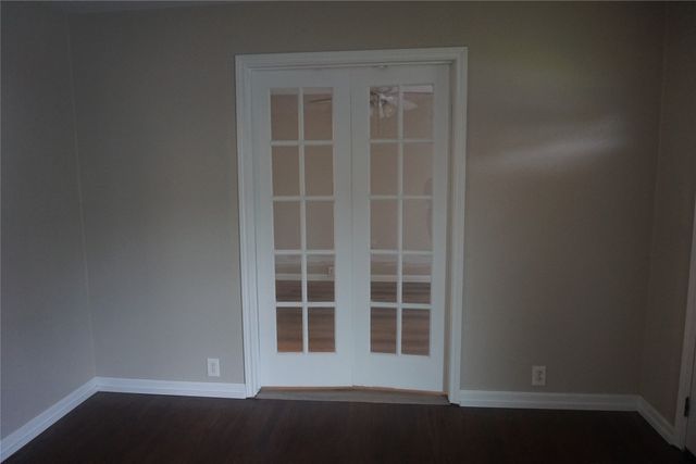1706 N Ricketts Street, Sherman, TX 75092