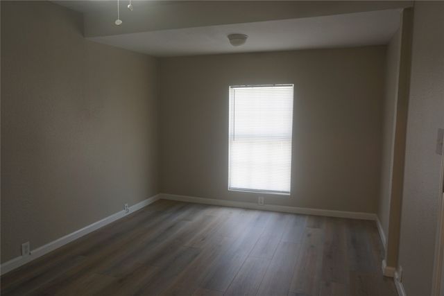 1706 N Ricketts Street, Sherman, TX 75092