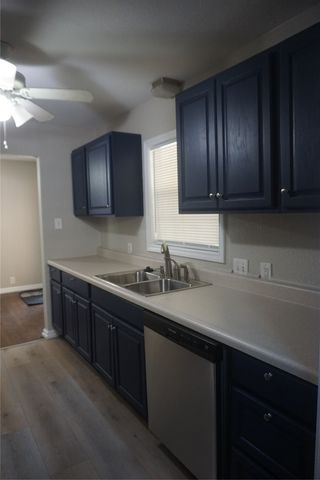 1706 N Ricketts Street, Sherman, TX 75092