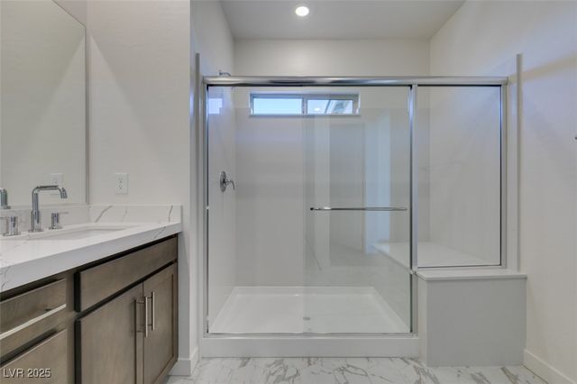 568 Clover Bar Lane, Las Vegas, NV 89138