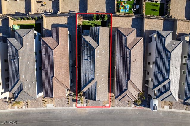 568 Clover Bar Lane, Las Vegas, NV 89138