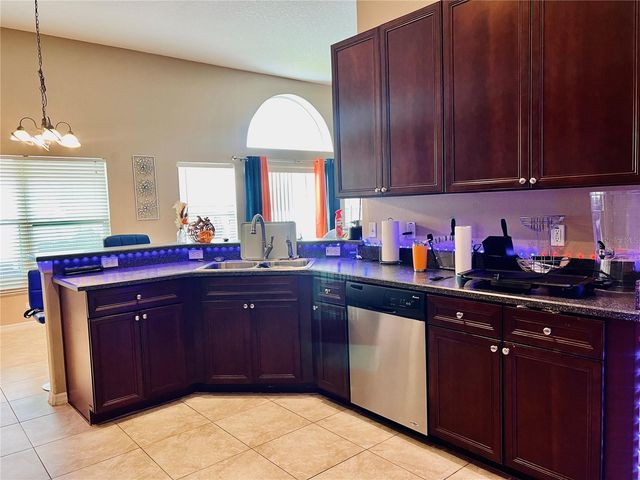 4637 HURON BAY CIRCLE, Kissimmee, FL 34759