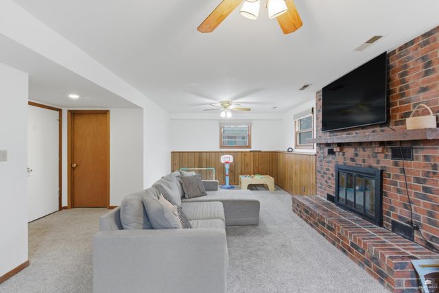 1333 Overlook Drive, Manhattan, KS 66503