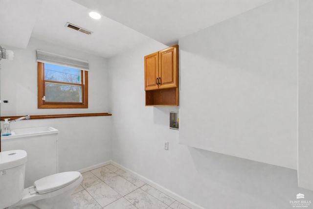 1333 Overlook Drive, Manhattan, KS 66503