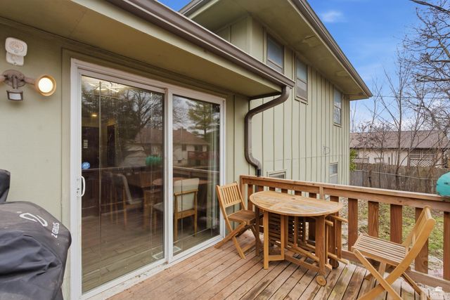 1333 Overlook Drive, Manhattan, KS 66503