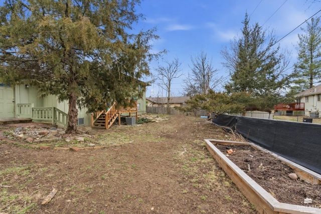 1333 Overlook Drive, Manhattan, KS 66503