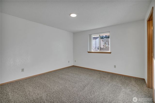 17216 13th Avenue E, Spanaway, WA 98387