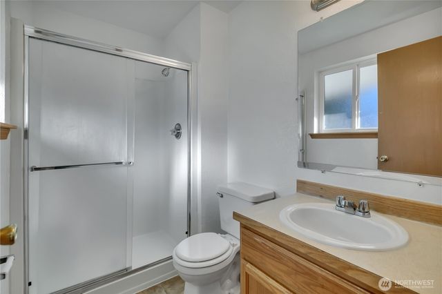 17216 13th Avenue E, Spanaway, WA 98387