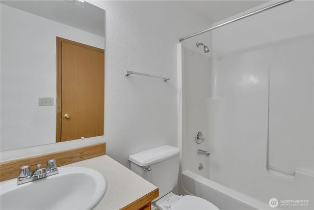 17216 13th Avenue E, Spanaway, WA 98387