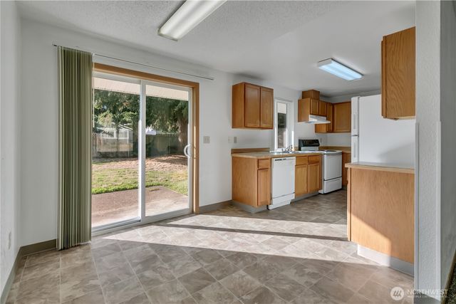 17216 13th Avenue E, Spanaway, WA 98387