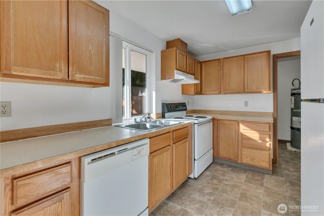 17216 13th Avenue E, Spanaway, WA 98387