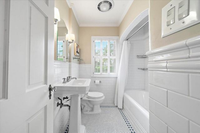 5337 Wooddale Avenue, Edina, MN 55424
