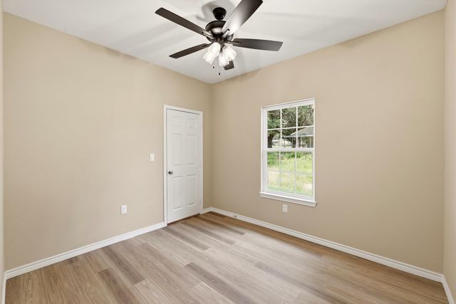 1124 Hackberry Rd, Gladewater, TX 75647