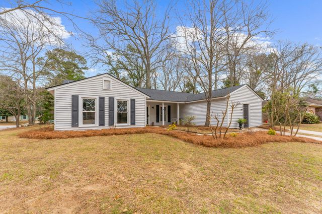 1690 Nantahala Boulevard, Mount Pleasant, SC 29464