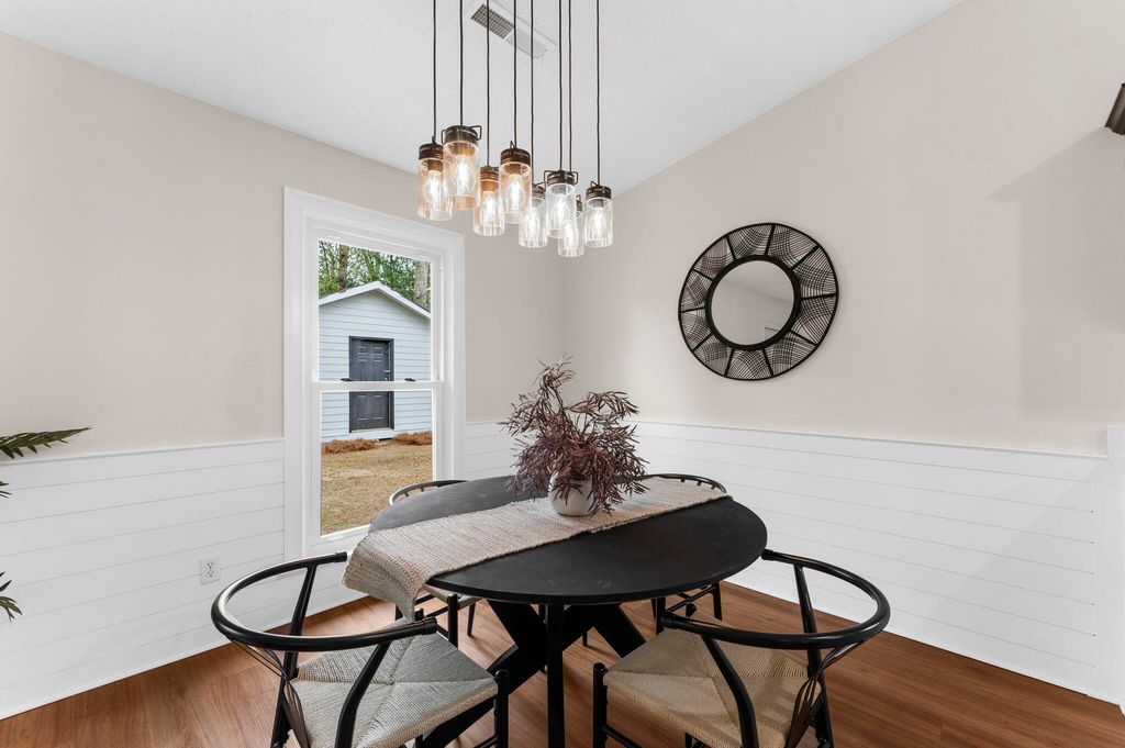 Image 15 of property listing at 1690 Nantahala Boulevard, Mount Pleasant, SC 29464