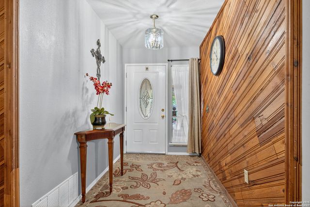 12005 Smoking Oaks, Live Oak, TX 78233