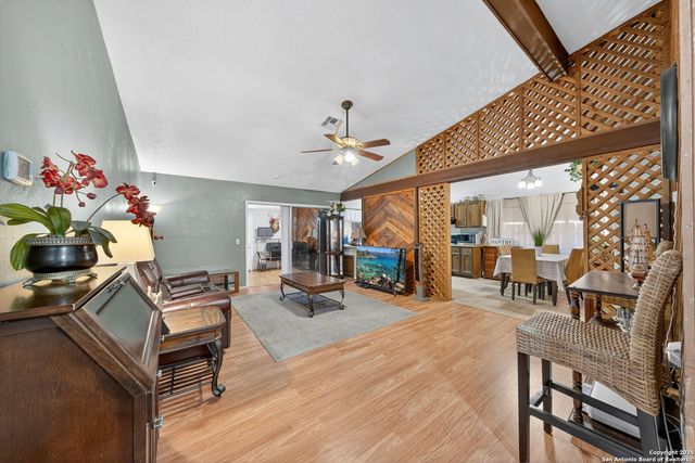 12005 Smoking Oaks, Live Oak, TX 78233