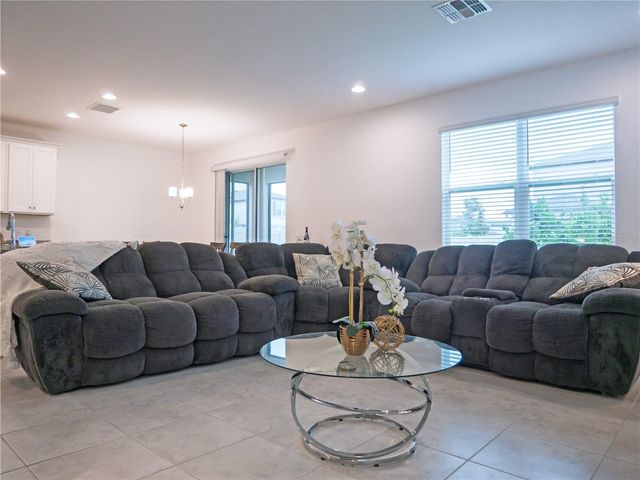 2876 MISTY MARBLE DRIVE, Zephyrhills, FL 33540