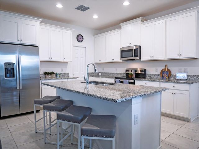 2876 MISTY MARBLE DRIVE, Zephyrhills, FL 33540