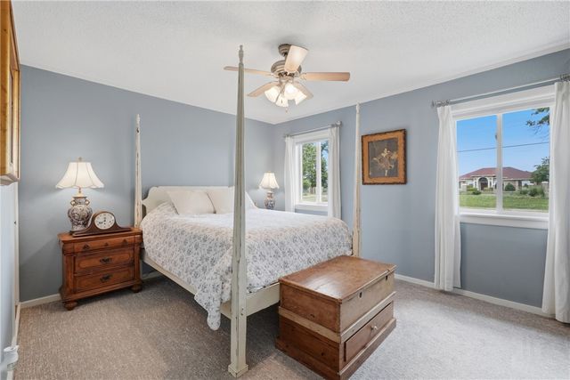 82 County Road 327, Berryville, AR 72616