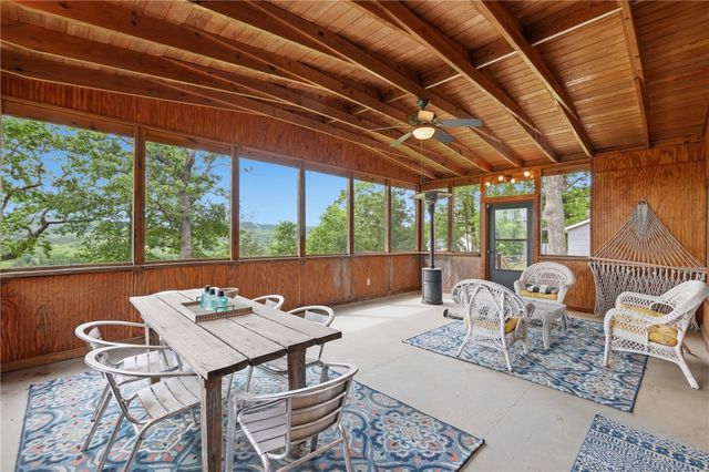 82 County Road 327, Berryville, AR 72616