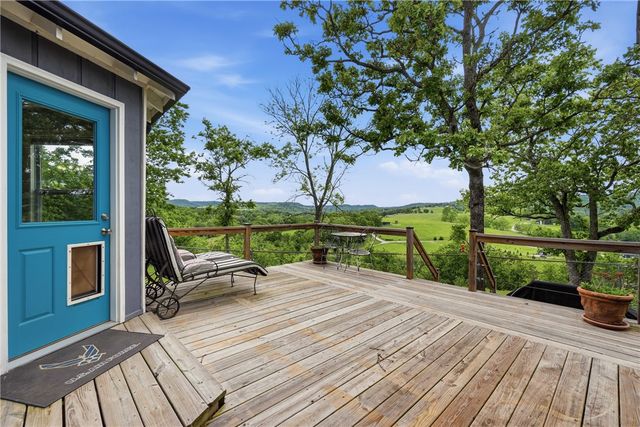 82 County Road 327, Berryville, AR 72616