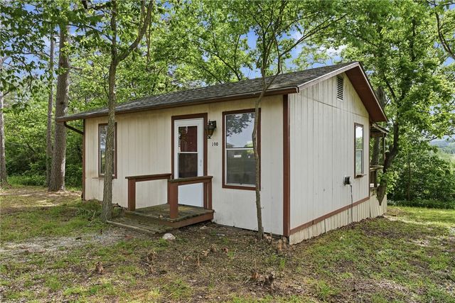 82 County Road 327, Berryville, AR 72616