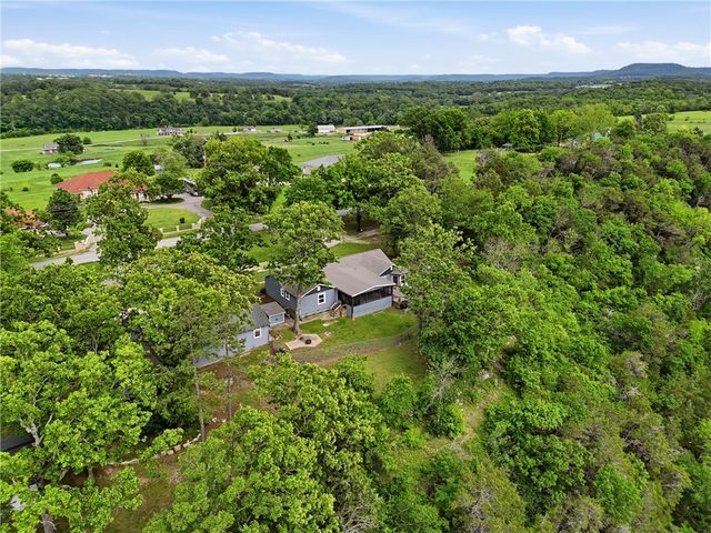 82 County Road 327, Berryville, AR 72616