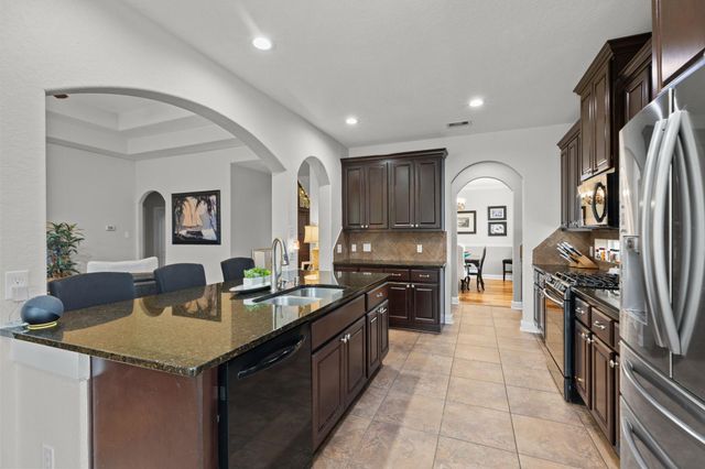 5922 Vinland Shores Court, Spring, TX 77379